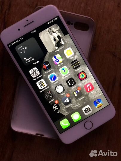 Телефон iPhone 8 plus