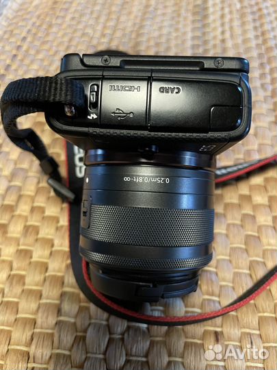 Canon EOS M100 black kit