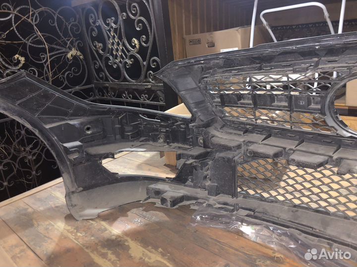 Бампер на CLS 218 6.3 AMG