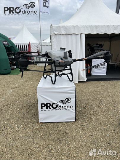 DJI Agras T40 / Агродрон