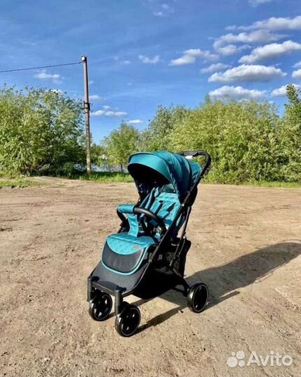 Коляска новая