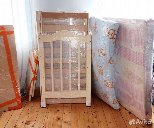 Коляска 3 в 1 + две кроватки