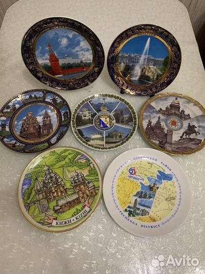 Сувенирные тарелки города