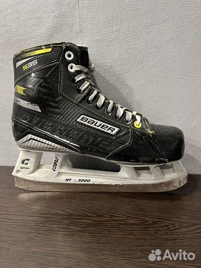 Коньки для хоккея с мячом