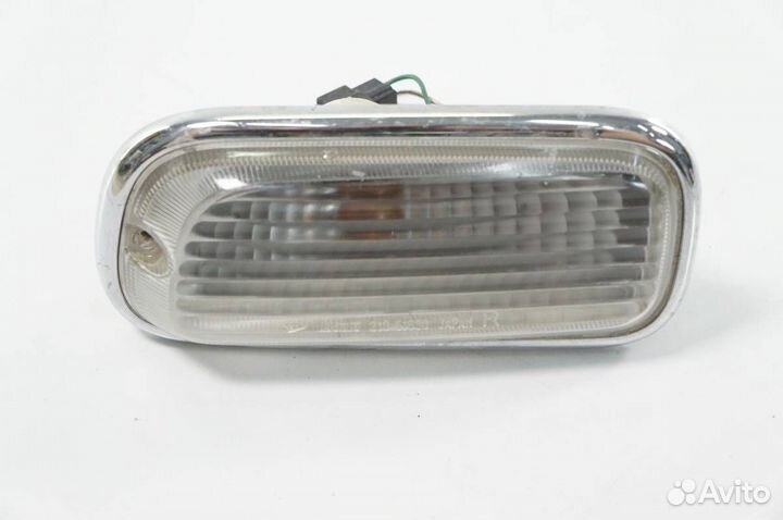 Повторитель бамперный передний правый Daihatsu