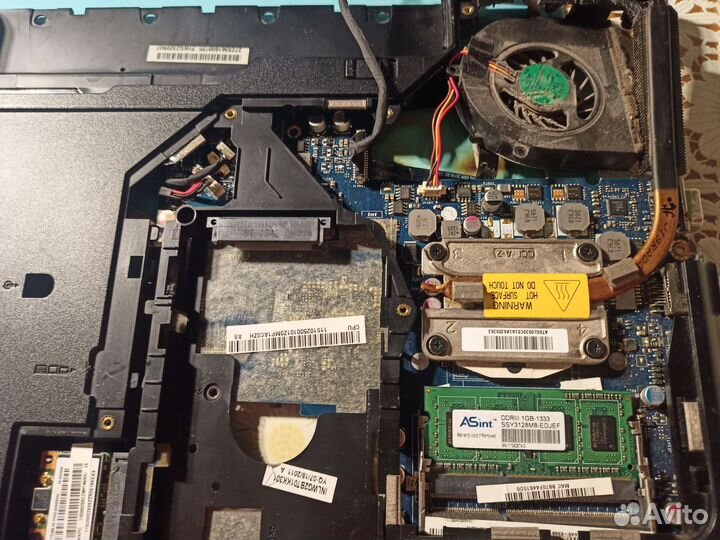 Lenovo G570 (LA-675AP) + i3-2310M в подарок