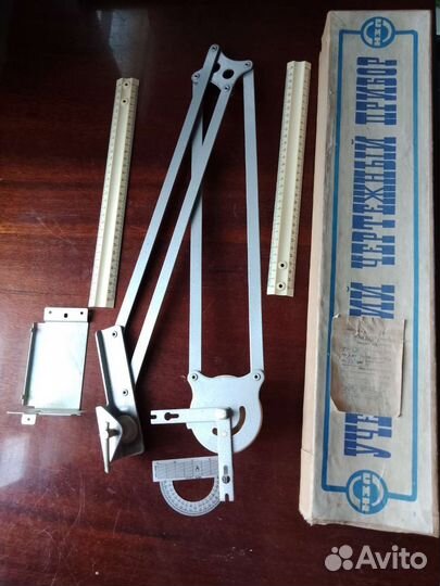 Чертёжные принадлежности