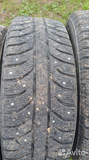 Bridgestone Ice Cruiser 7000 185/65 R15