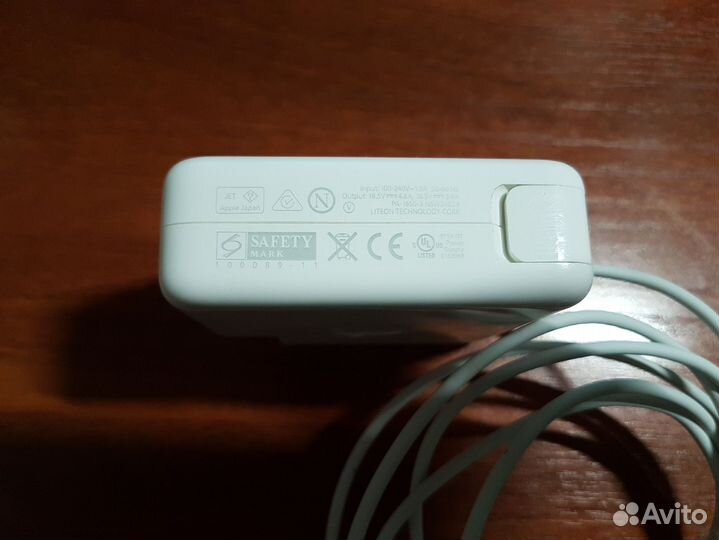 Адаптер питания Apple MagSafe 85W для MacBook Pro
