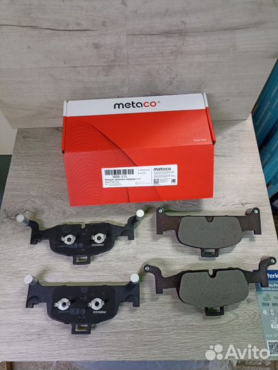 Колодки тормозные передние Audi A4, A5, S5, Q5, A6