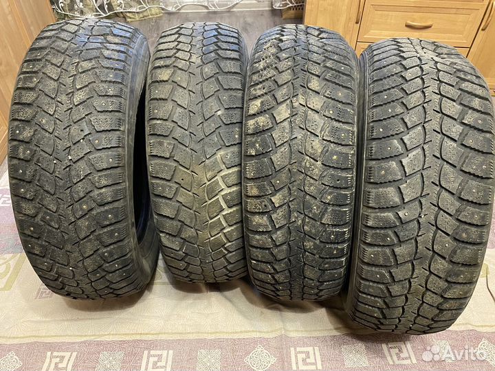 Kumho I'Zen Wis KW19 215/65 R16 98T