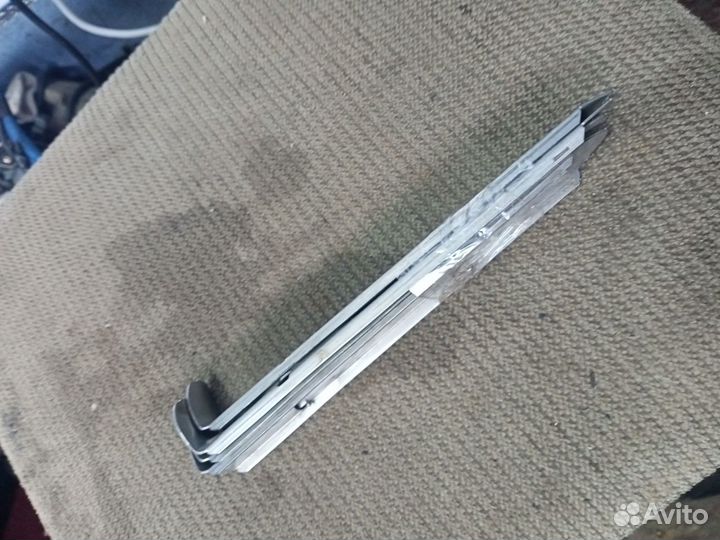 Крепление фары Вольво s80