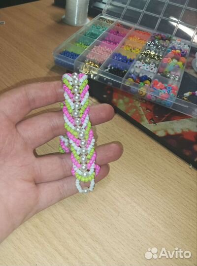 Браслеты из бисера