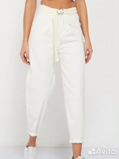 Белые джинсы