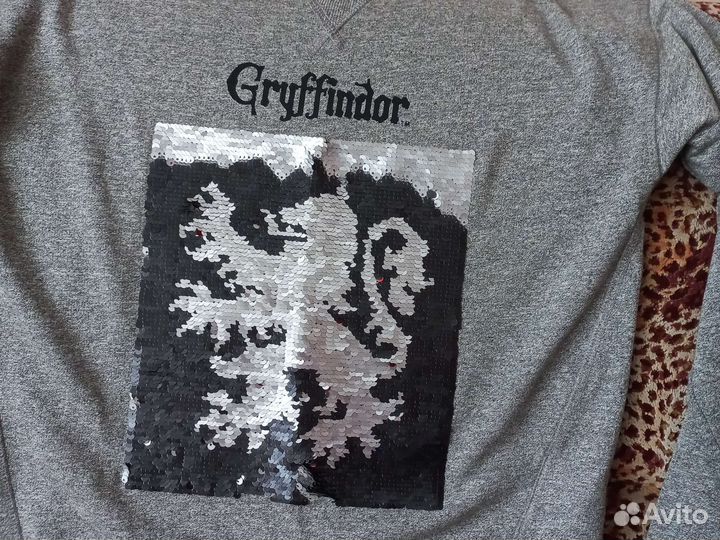 Кофта на 10-11 лет, с символикой Гарри Поттера