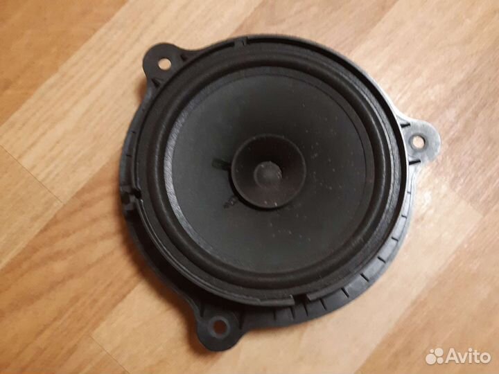 Динамик для nissan juke