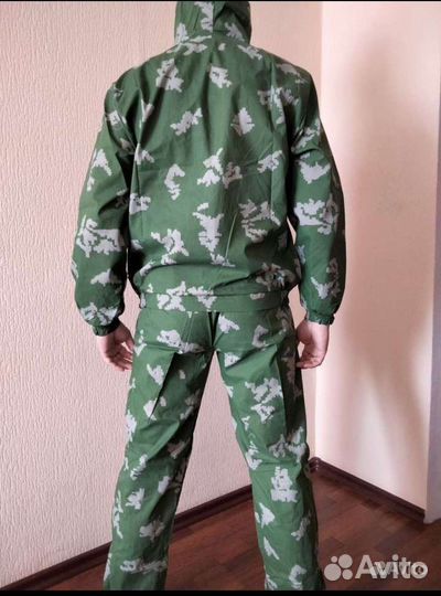 Маскировочный костюм