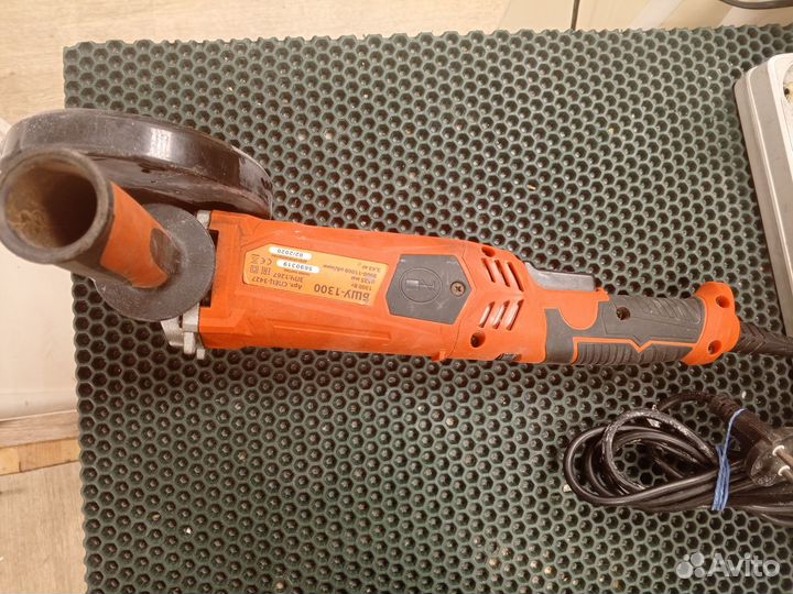 Болгарка бшу-1300