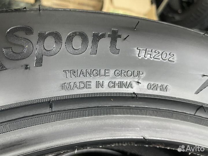 Triangle EffeXSport TH202 215/55 R18 99W