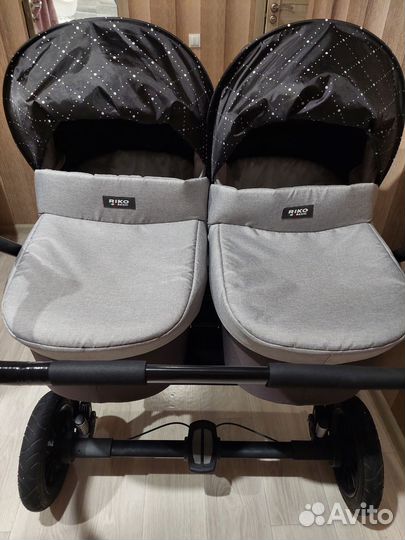 Коляска для двойни/ погодок