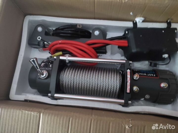 Лебедка 12 вольт для эвакуатора