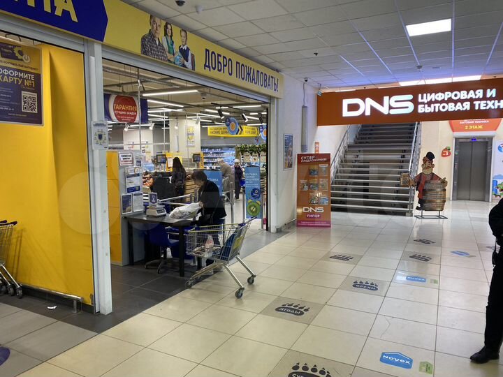Торговая площадь, 1209 м²
