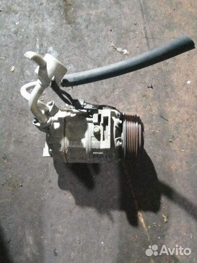 Компрессор кондиционера Nissan MR20 MR20DE X-trail