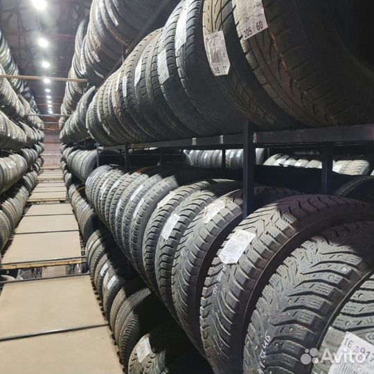 Bridgestone Dueler H/T 687 225/65 R17 101L