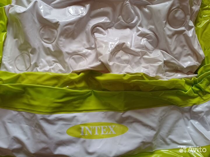 Детский надувной бассейн