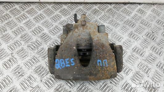 Суппорт тормозной передний правый opel meriva A (2