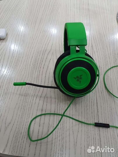 Игровые наушники razer