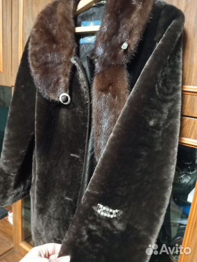 Шуба мутоновая 50 52 новая