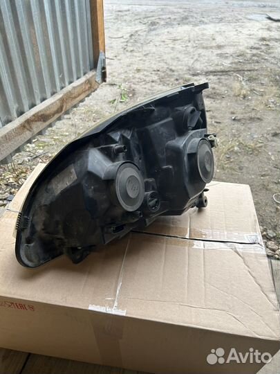 Фара на renault symbol