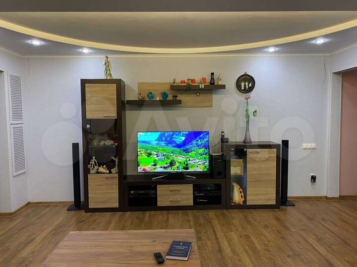 4-к. квартира, 99,1 м², 1/4 эт.