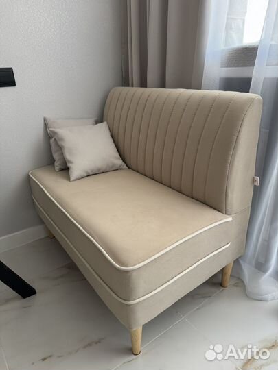 Комплект мебел на кухню (диван, кресло, стул)