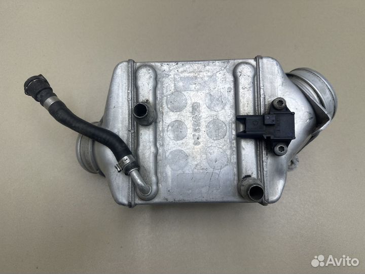 Интеркулер BMW 7 F01 4.4л