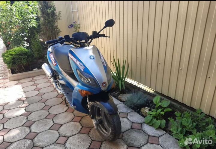 Скутер Yamaha