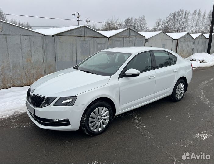 Skoda Octavia 1.6 AT, 2019, 181 000 км