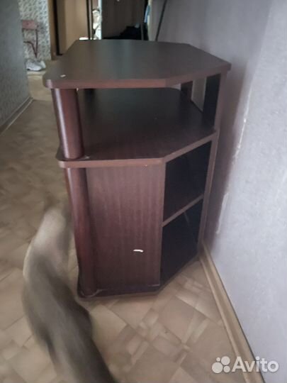 Тумба под телевизор бу