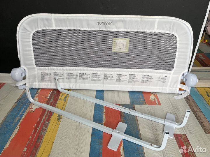 Бортик ограничитель для кровати универсальный