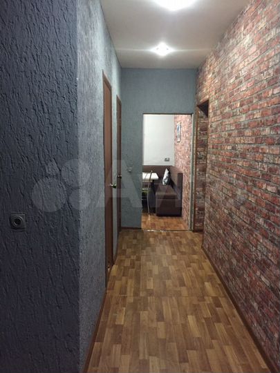 2-к. квартира, 62 м², 1/2 эт.