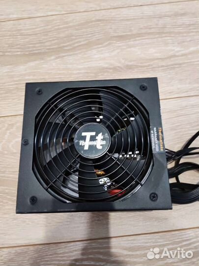 Блок питания Thermaltake 630w SmartSe
