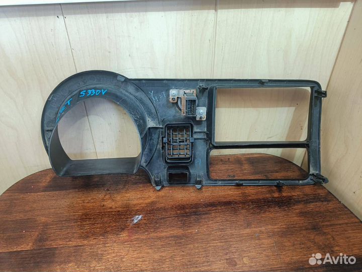 Накладка консоли Daihatsu Hijet S330V 55411B5010