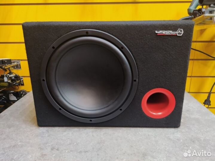 Автомобильный сабвуфер Урал AS-D12A black hurrican