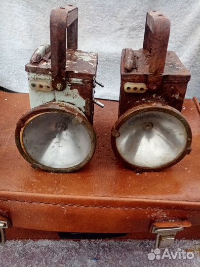 Фонарик аккумуляторный СССР