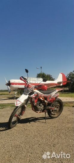 BSE Z6Y (J4)