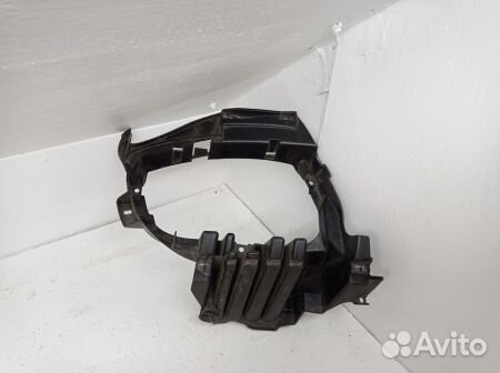 Кронштейн противотуманной фары правый Mercedes W169 A