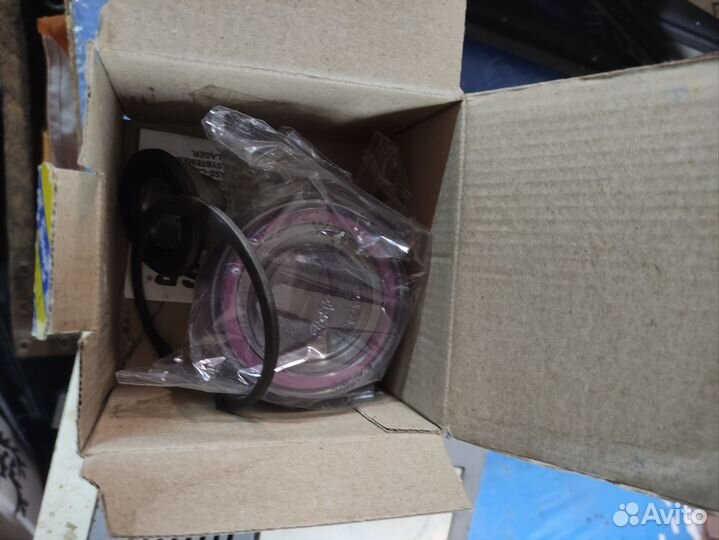 Ступичный подшипник SNR R15255 /Fusion/Fiesta