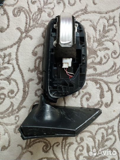 Зеркало Тойота Рав 4