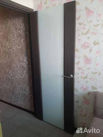 Дверь межкомнатная 80 с коробкой бу